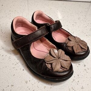 Stride Rite Lana Brown Leather Flower Mary Jane Shoes Girls Size 10